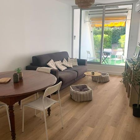 Appartement Cosy Climatise Proche Plage ลา กร็องเดอ-ม็อต ภายนอก รูปภาพ