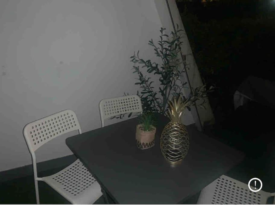 Appartement Cosy Climatise Proche Plage ลา กร็องเดอ-ม็อต ภายนอก รูปภาพ